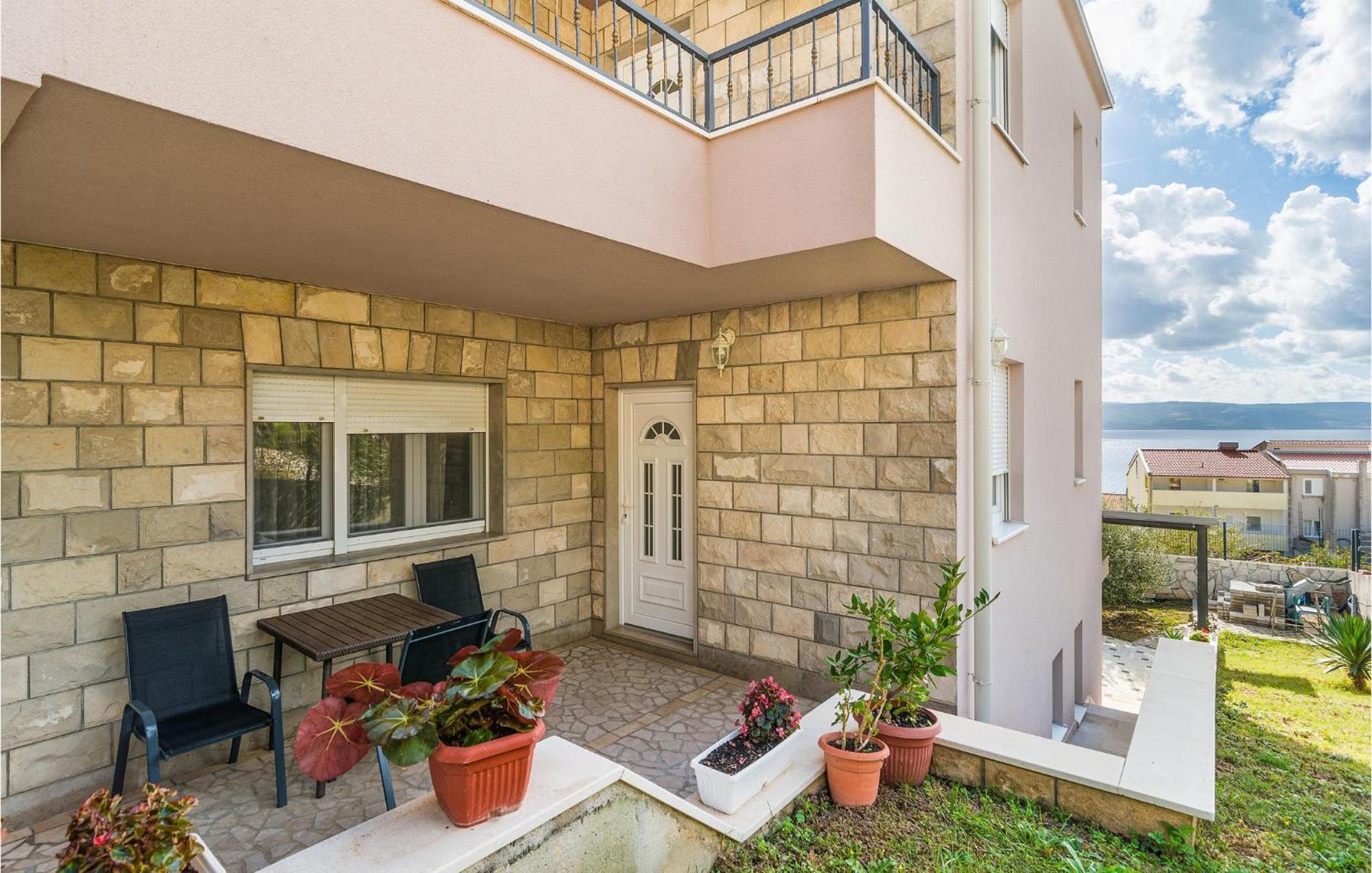 Nice Apartment In Mali Rat With Wifi Sumpetar 外观 照片